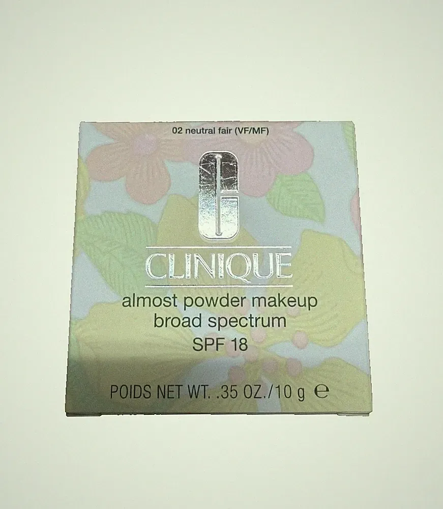 4B Clinique Almost Powder Makeup Broad Spectrum 02 Neutral Hair .35oz/10g NEW