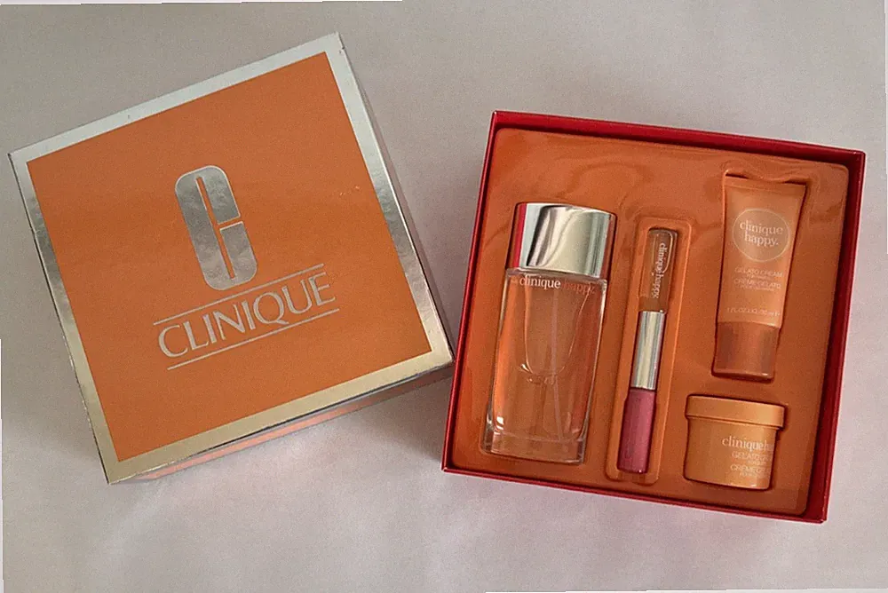 Clinique Perfectly Happy 4 pc Fragrance Gift Set LIMITED EDITION NEW WITH BOX